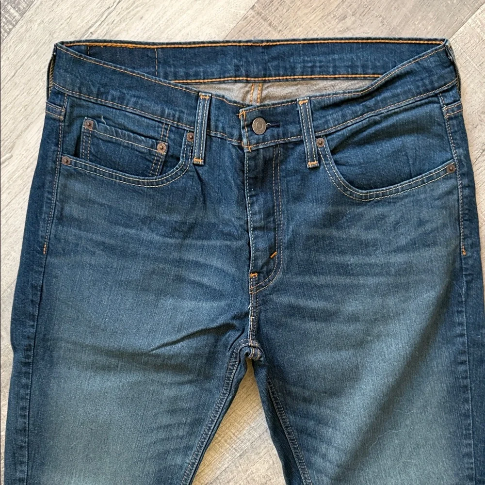 Levi's Men's Classic Indigo Straight Jeans - Picture 3 of 6